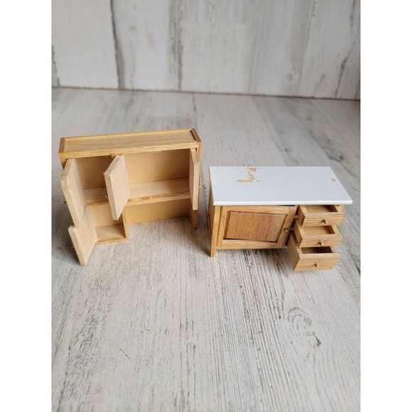 Miniature dollhouse dresser cabinet sets hat accessories - Picture 7 of 10